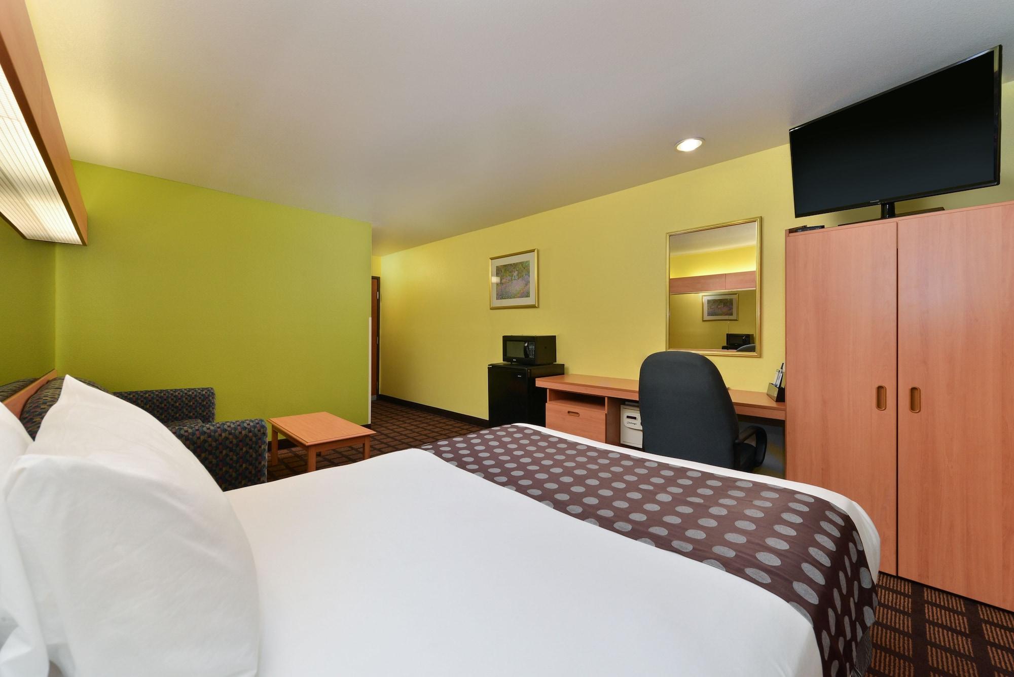 Microtel Inn & Suites By Wyndham Ft. Worth North/At Fossil Fort Worth Extérieur photo